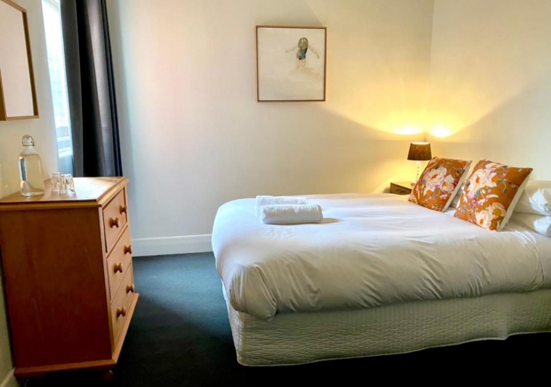 The Barkly Bistro Bar & Accommodation Арарат Екстериор снимка